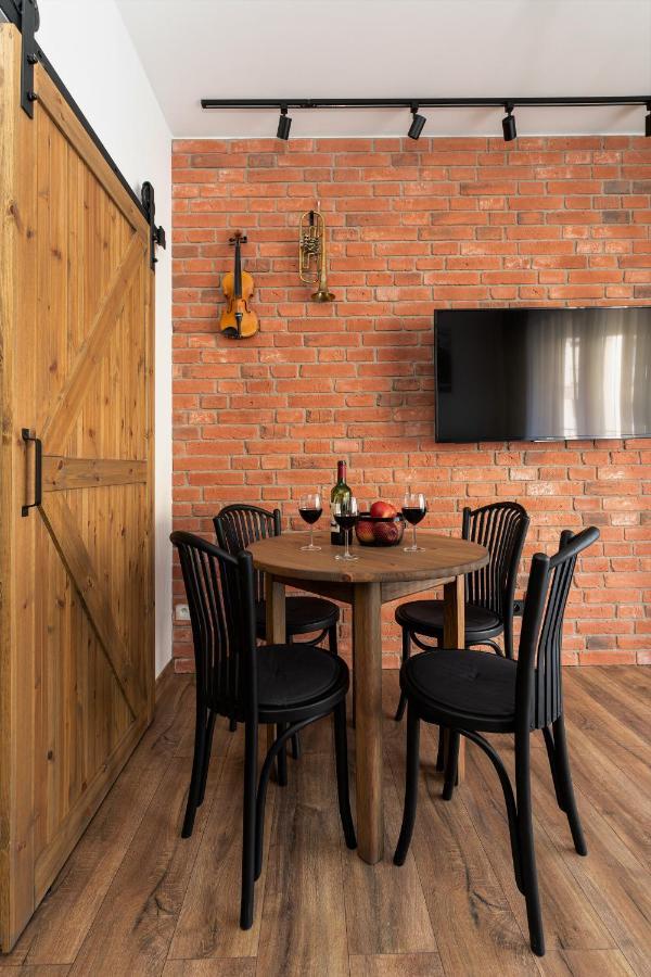 Jazz Station Apartment Go New & Pure คราคูฟ ภายนอก รูปภาพ